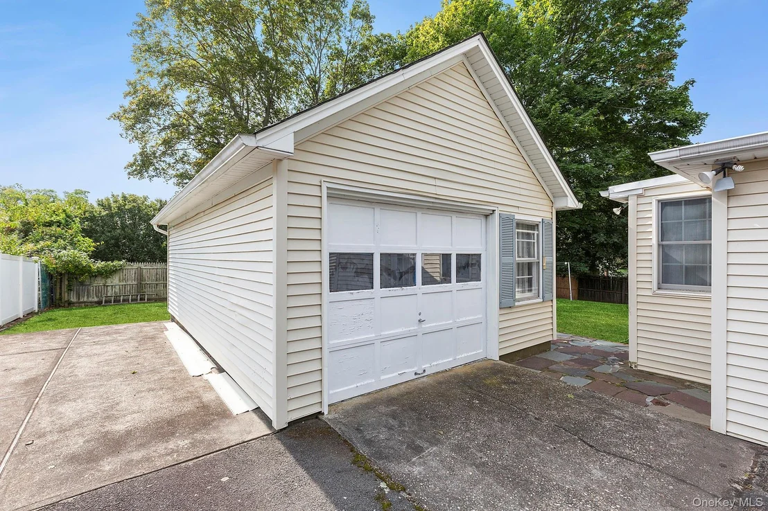Photo of 1645 Ruth Road