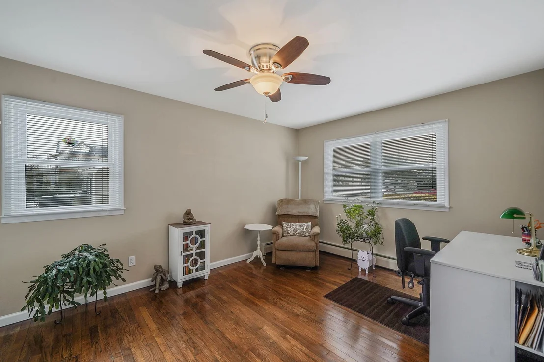 Photo of 24 Lucinda Drive