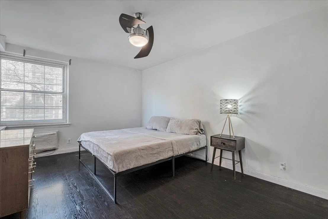 Photo of Unit 1A at 804 Bronx River Road