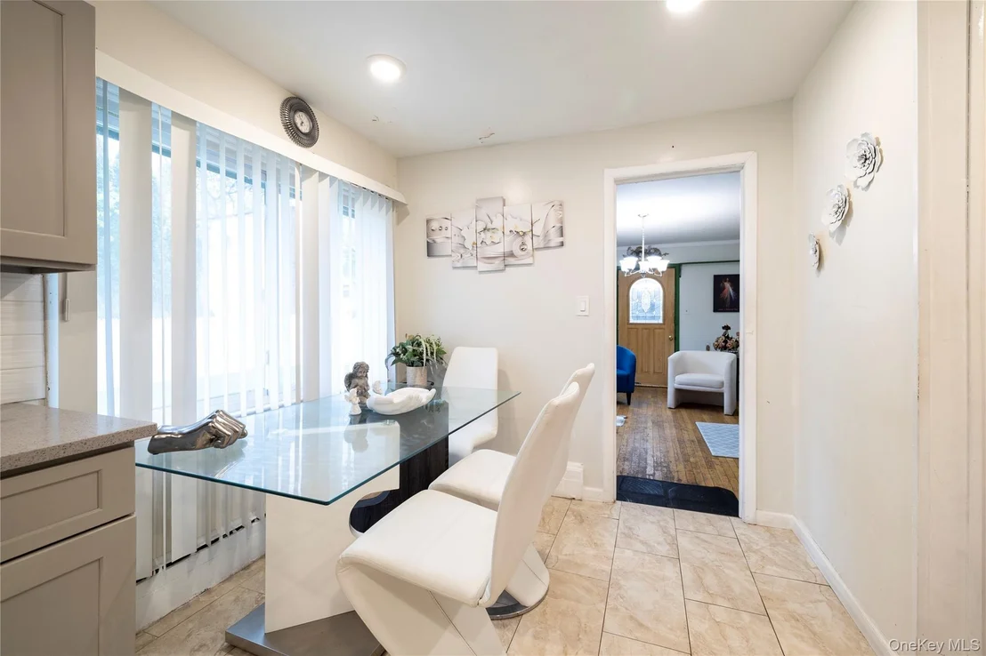Photo of 265 Beachview Street