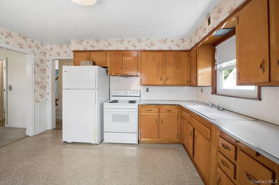 Photo of 65 Lyons Road