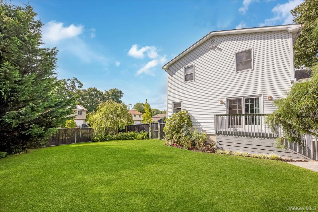 Photo of 60 Jaycox Avenue