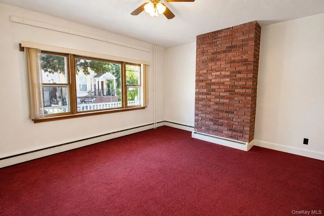 Photo of 32 Hasbrouck Street