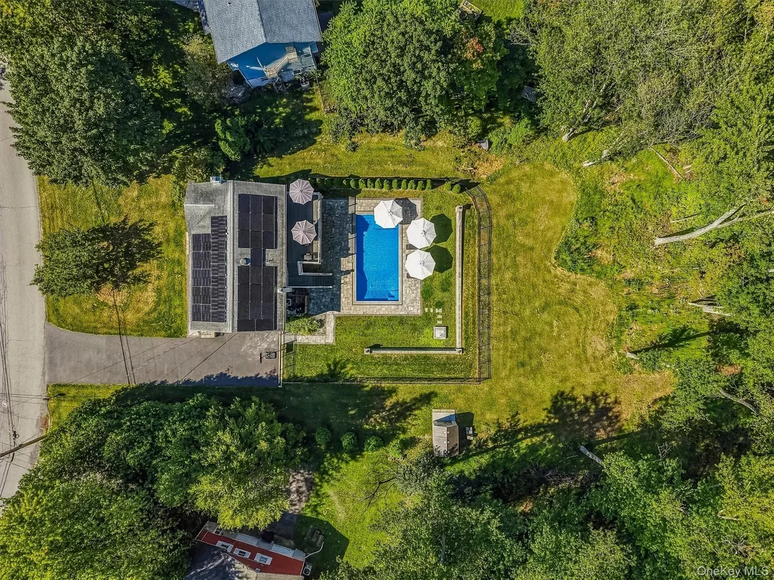 Photo of 13 Slate Hill Drive