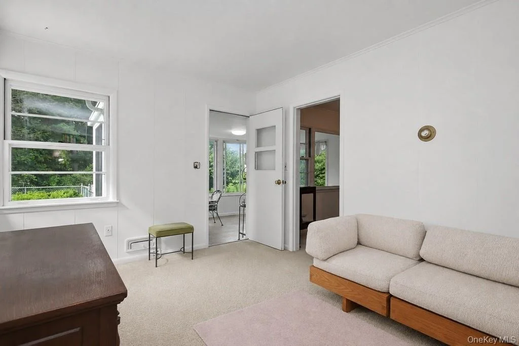 Photo of 10 Lakeview Road