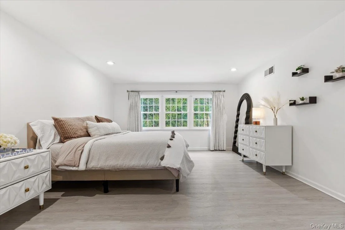 Photo of 38 Brevoort Lane