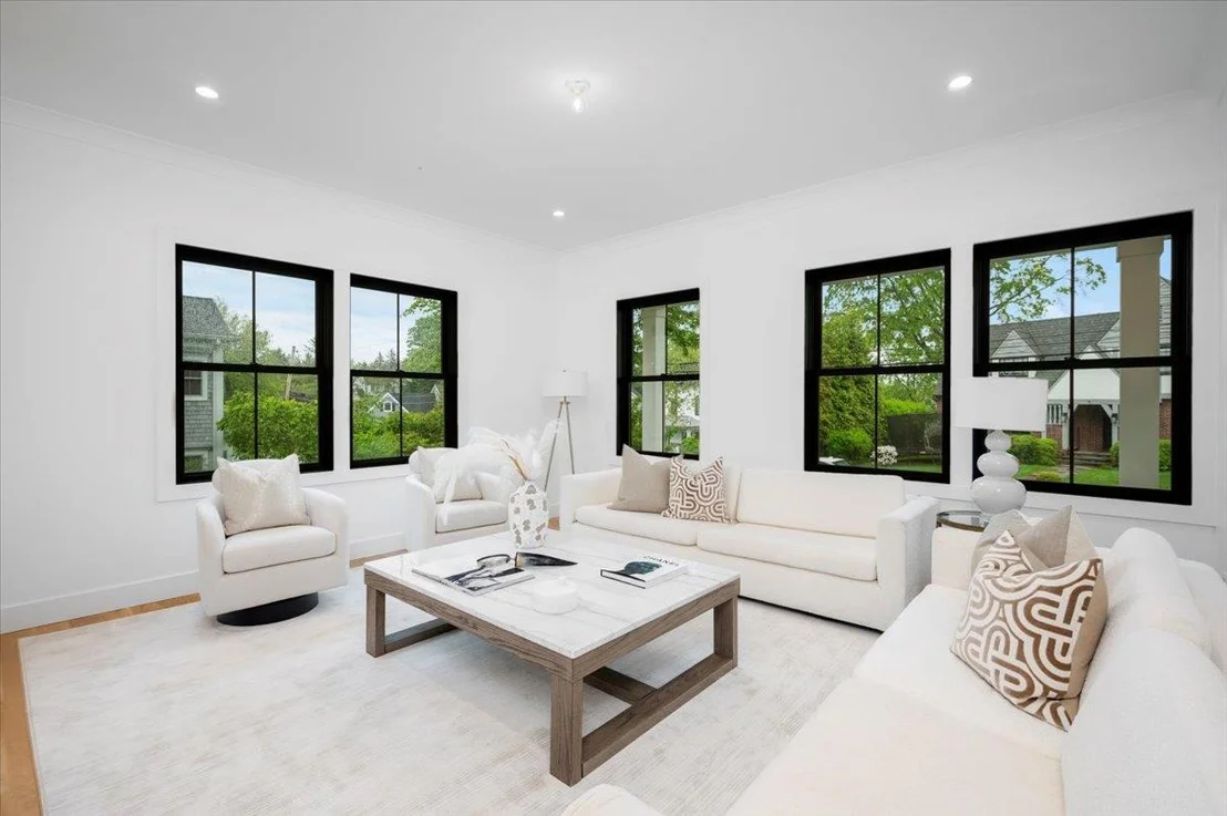 Photo of 12 Fairway Avenue