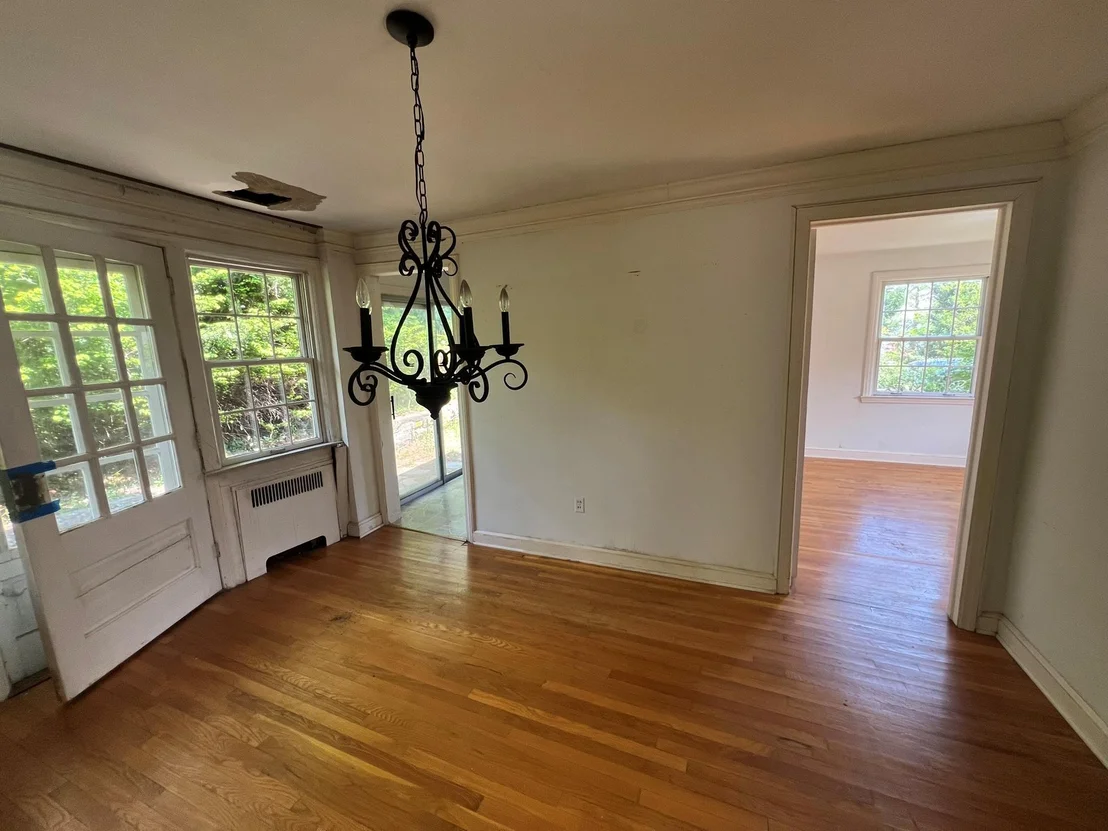 Photo of 35 Smith Avenue