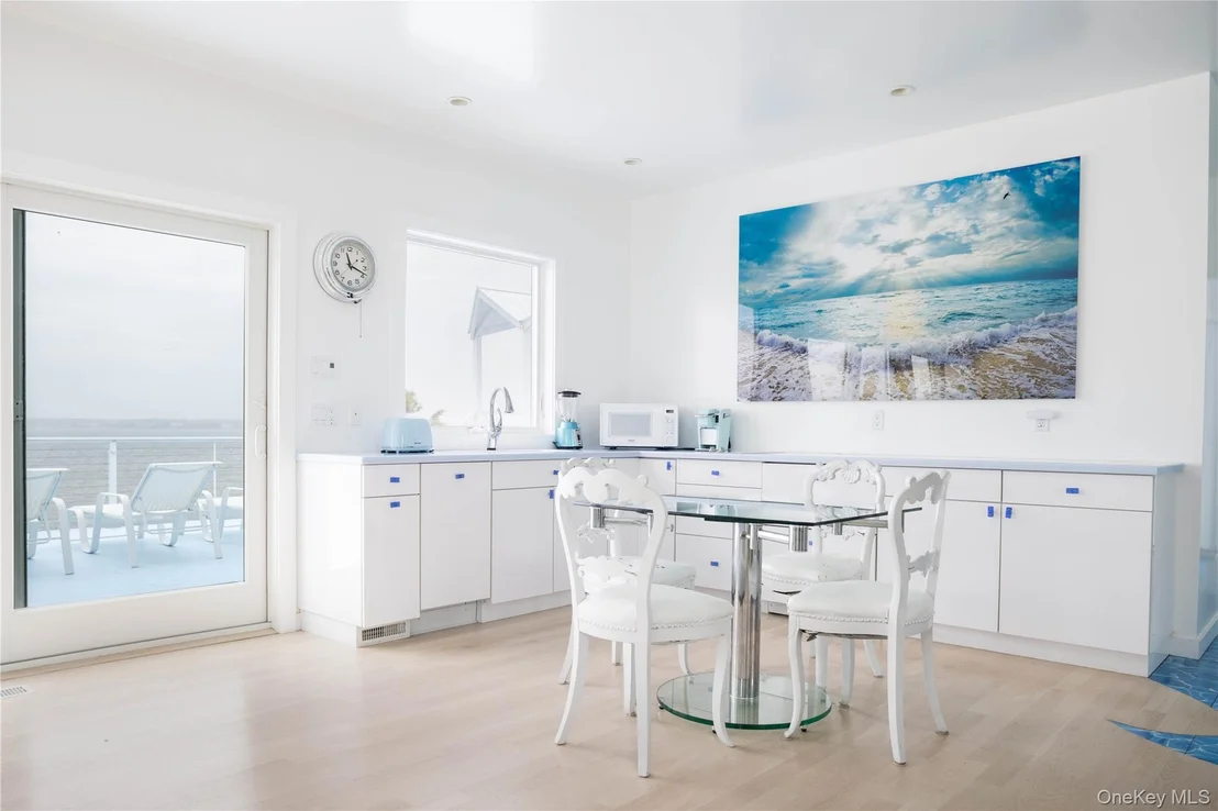 Photo of 398 Dune Road