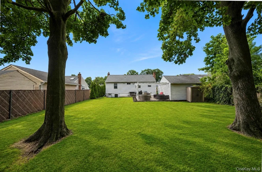 Photo of 70 Mohawk Drive