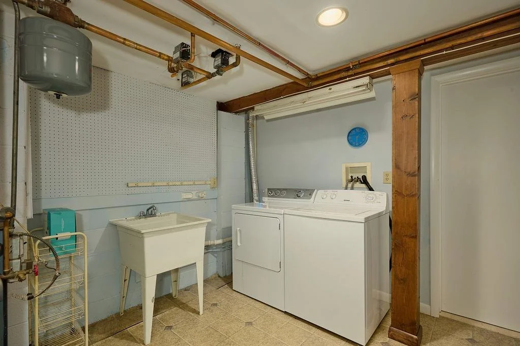 Photo of 152 Bart Drive