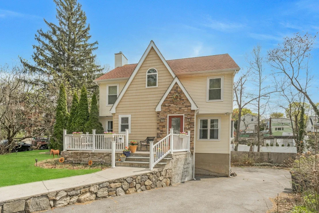 Photo of 1 Westminster Drive