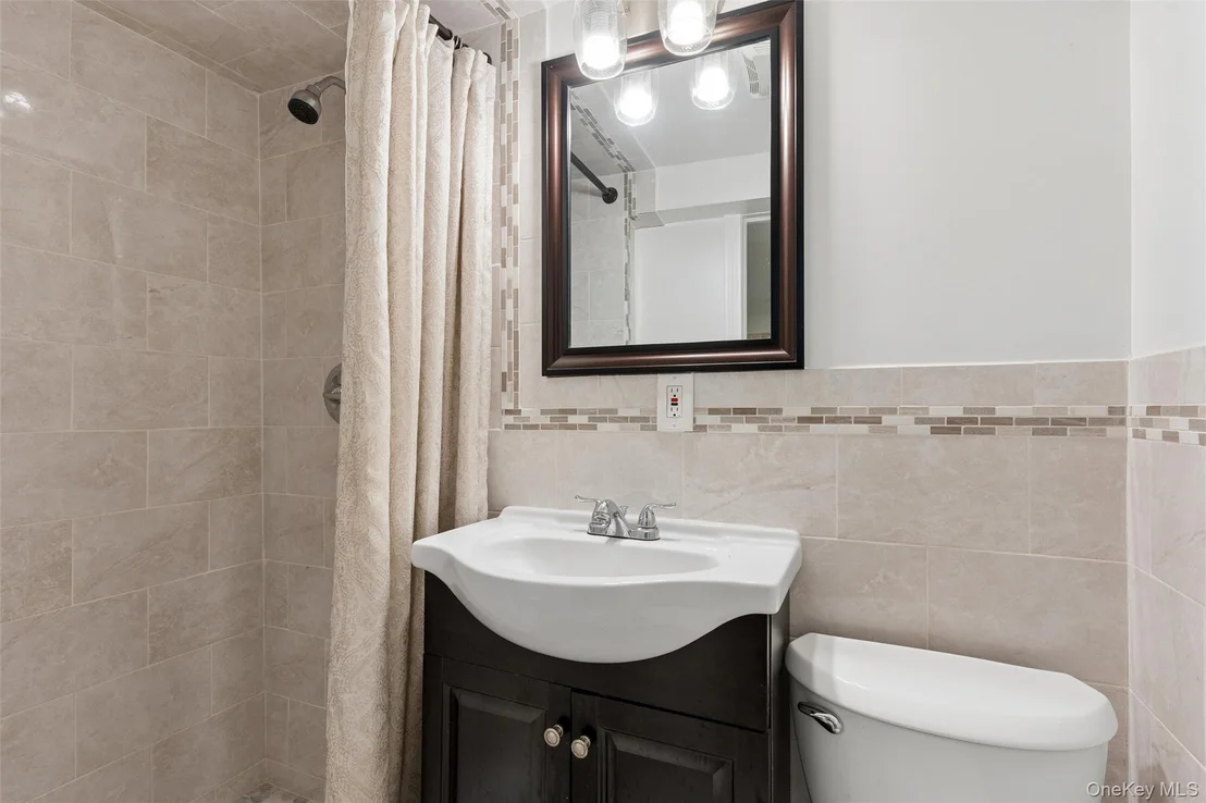 Photo of 20 Beverly Parkway