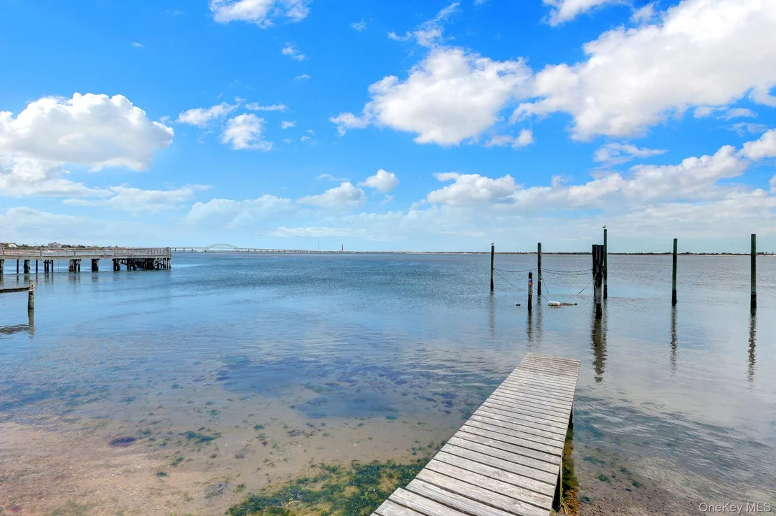Photo of 6 Oak Beach Road