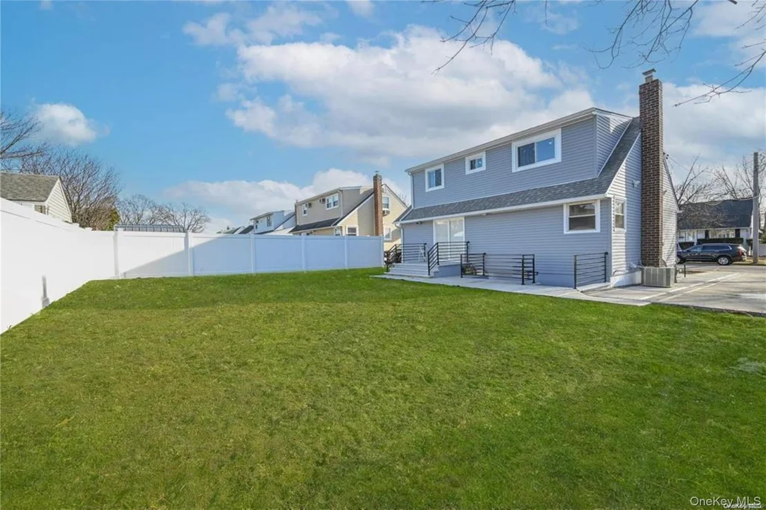 Photo of 253 Meyer Avenue