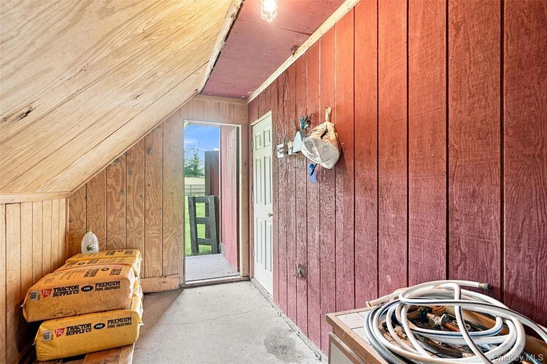 Photo of 289 Pine Grove Road