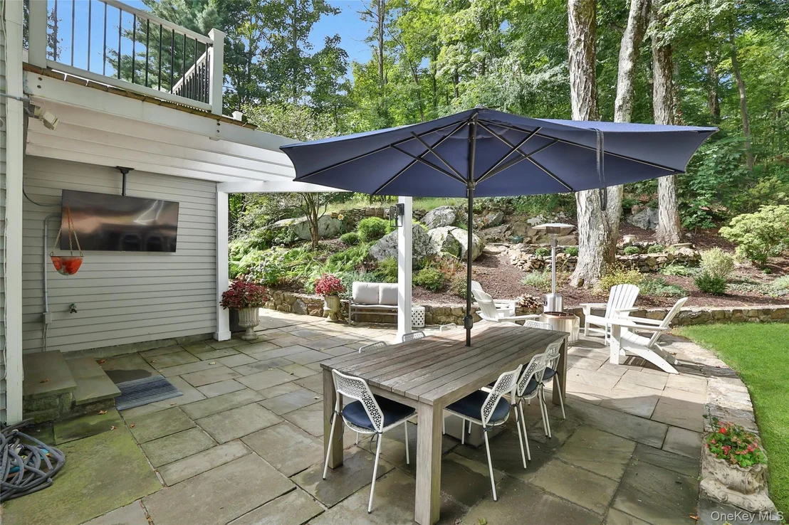 Photo of 8 Old Roaring Brook Road