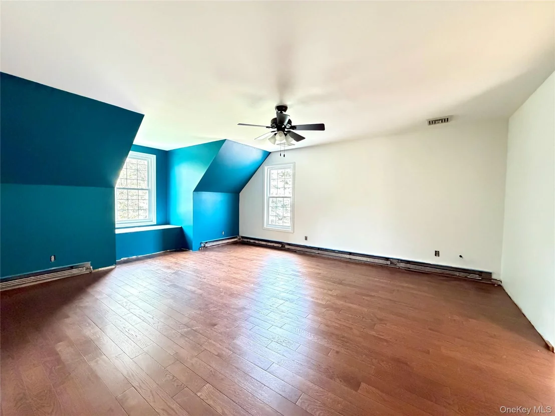 Photo of 18 Fox Run