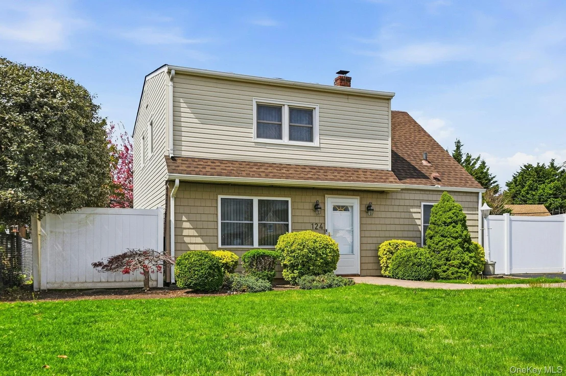 Photo of 124 Saddle Lane