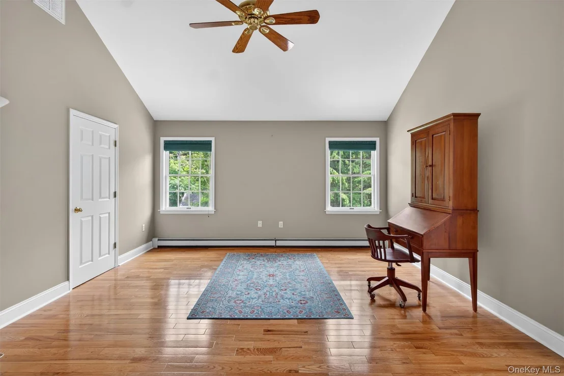 Photo of 8 Twin Spring Lane