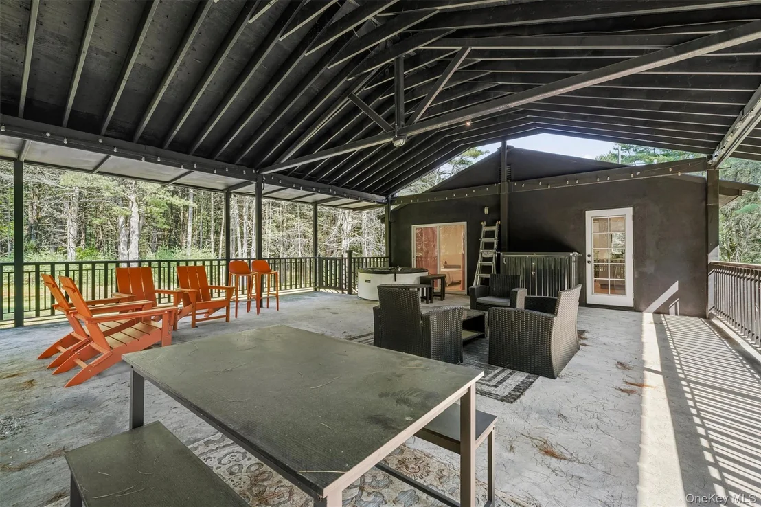 Photo of 165 Dexheimer Road