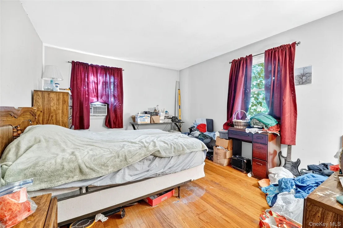 Photo of 25 Russell Road