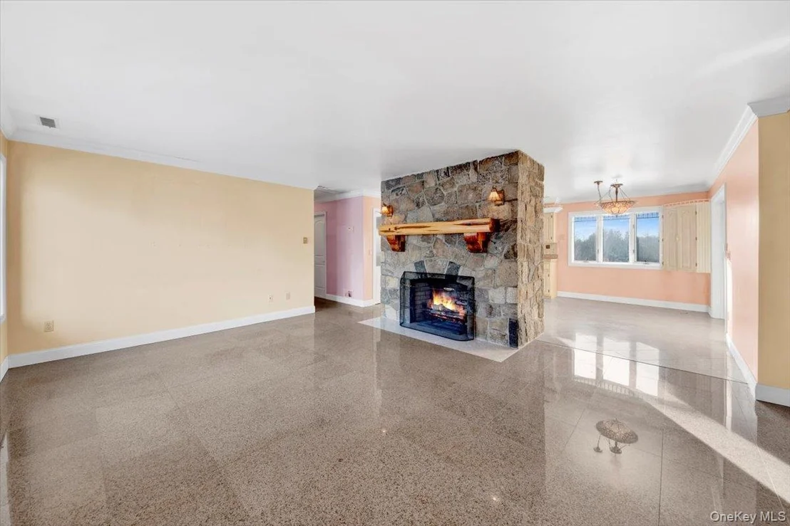 Photo of 747 Milltown Road