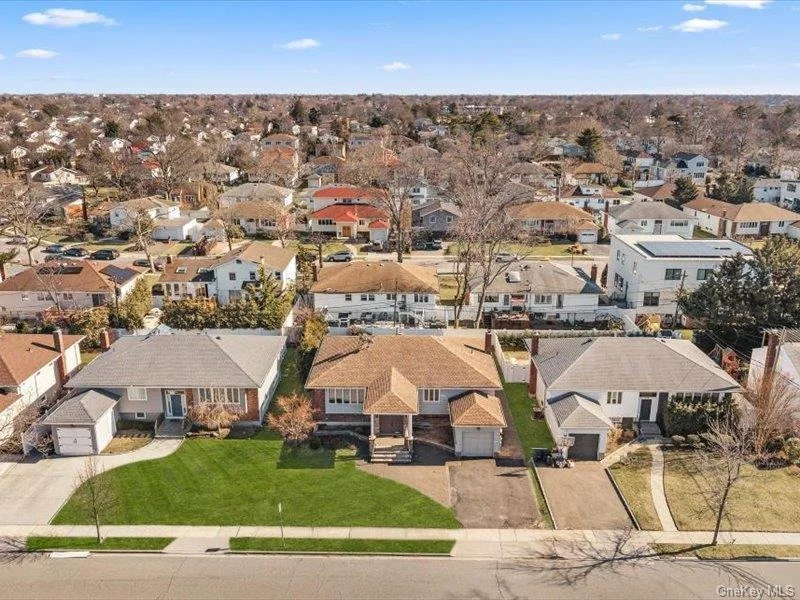Photo of 844 Flanders Drive