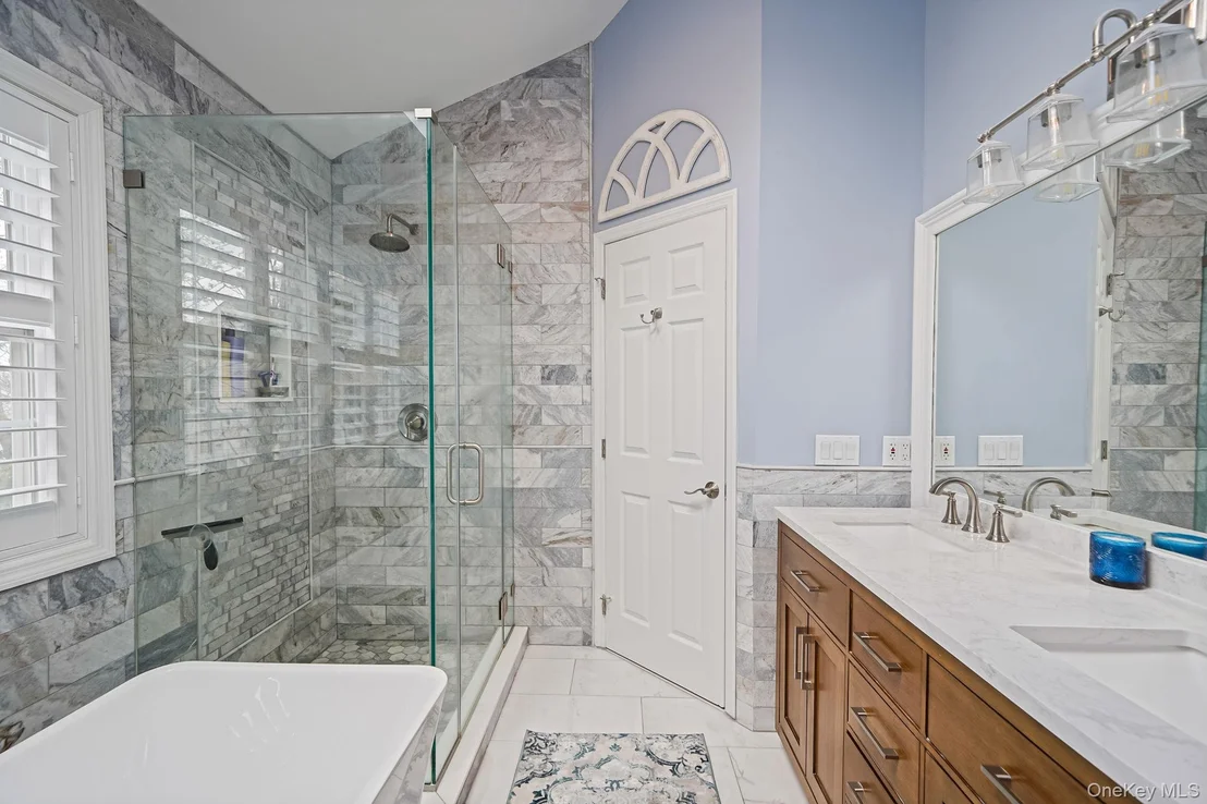 Photo of 9 Tuthill Creek Drive
