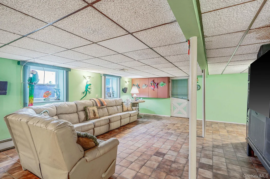 Photo of 138 River Road