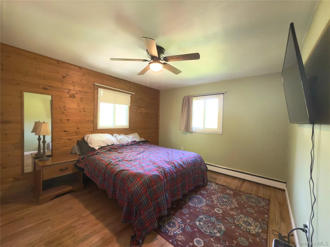 Photo of 52 Holt Road