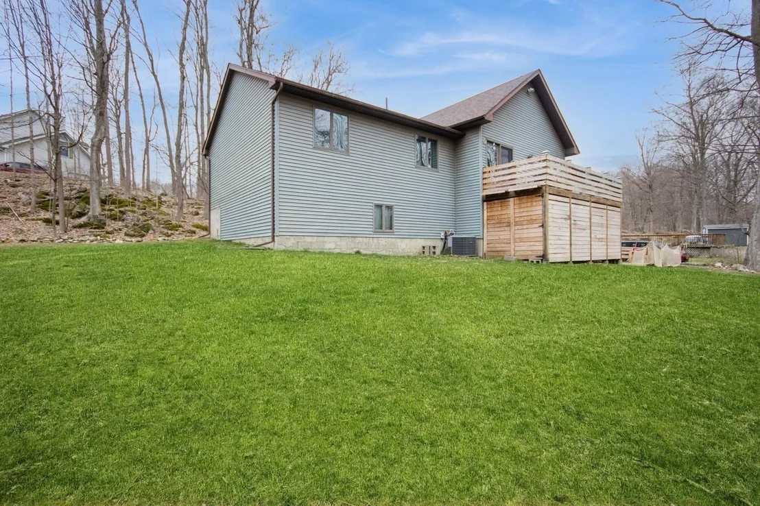 Photo of 12 Red Oak Lane