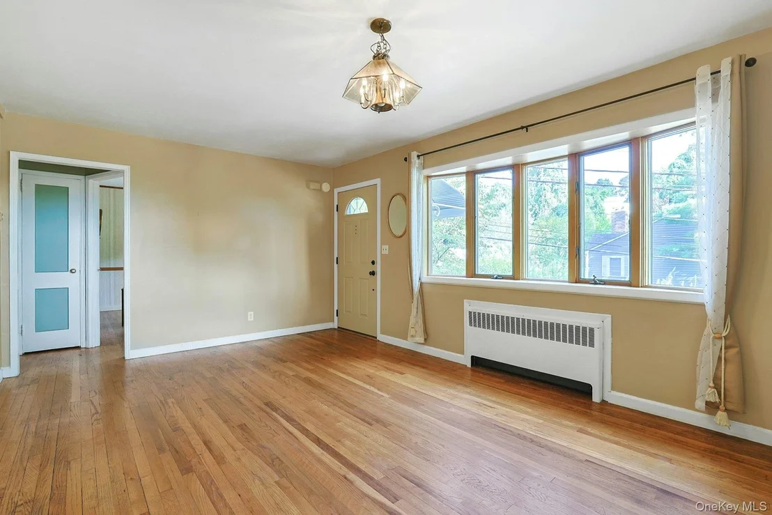 Photo of 61 Snowden Avenue