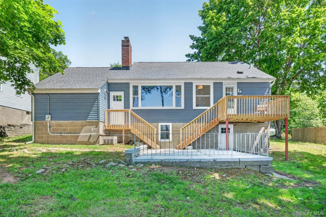 Photo of 333 Oak Drive