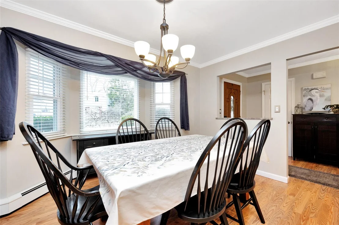 Photo of 4 Brooktree Circle