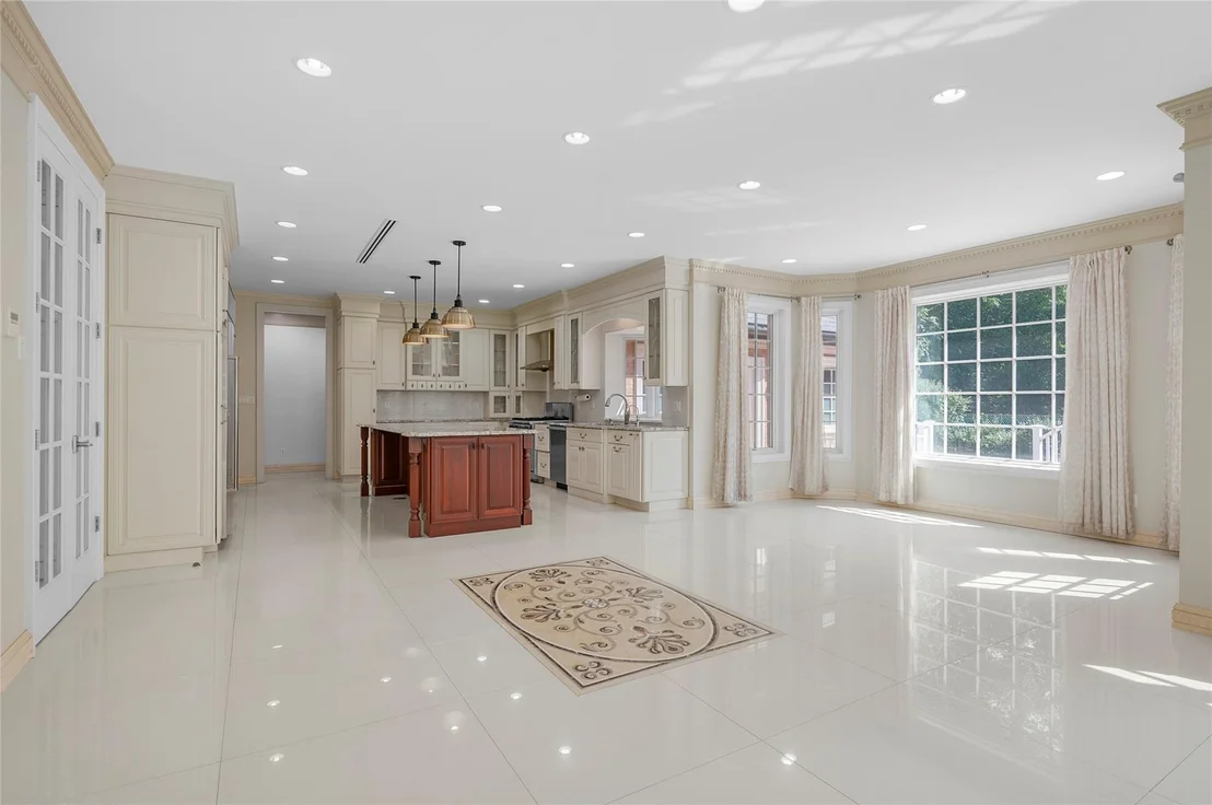 Photo of 8 Chanticlare Drive