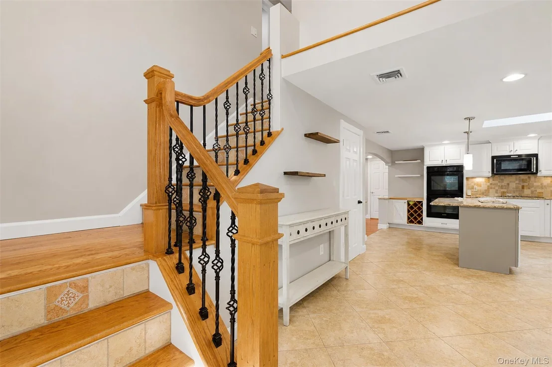 Photo of 12 Leeside Road