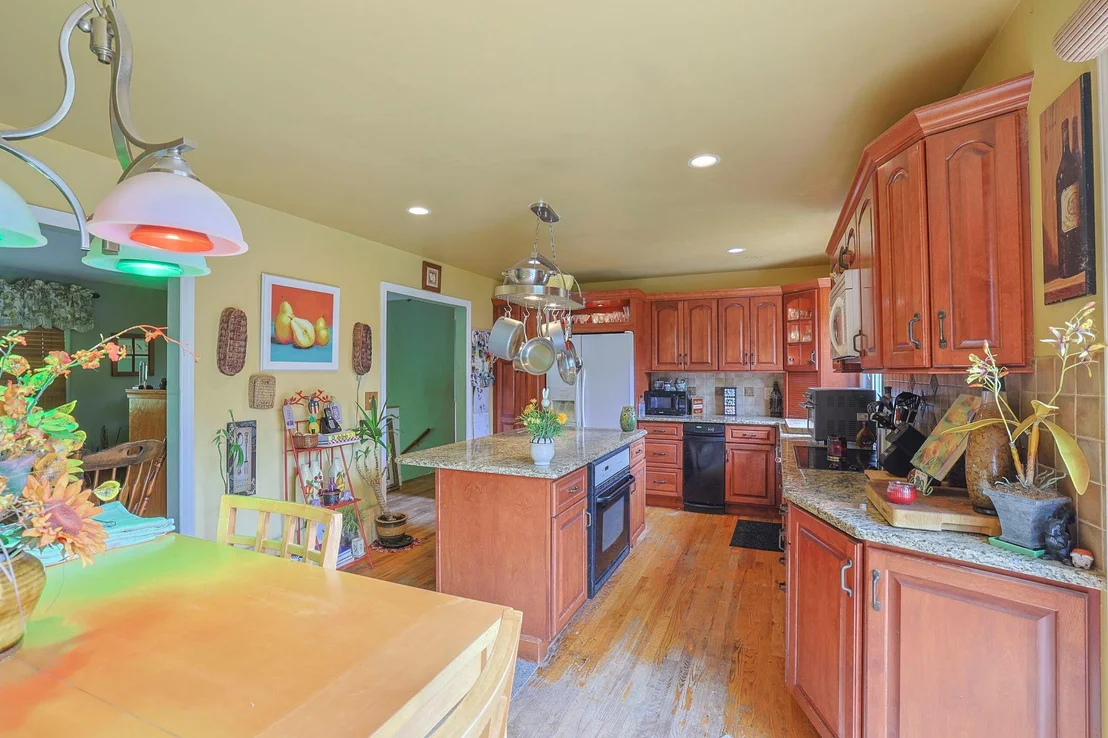Photo of 15 Hickory Hill Drive