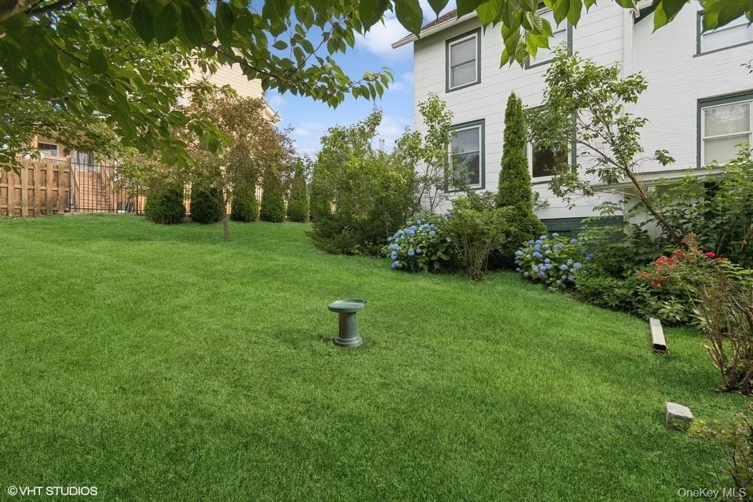 Photo of 4 Dewindt Street