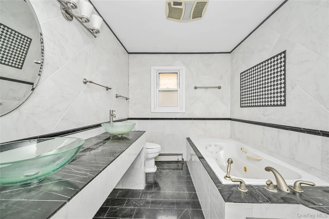 Photo of 218 Avery Place