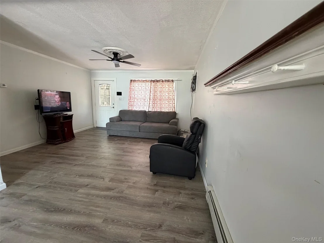 Photo of 300 Beachview Street