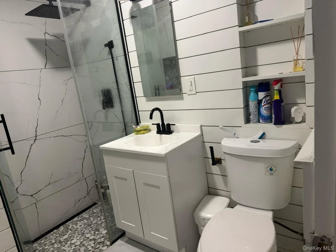 Photo of 172 N Ocean Avenue