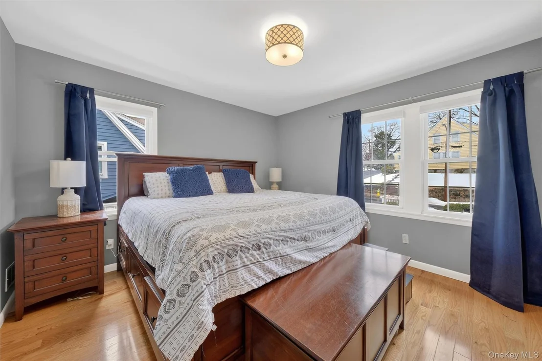 Photo of 19 Forest Avenue