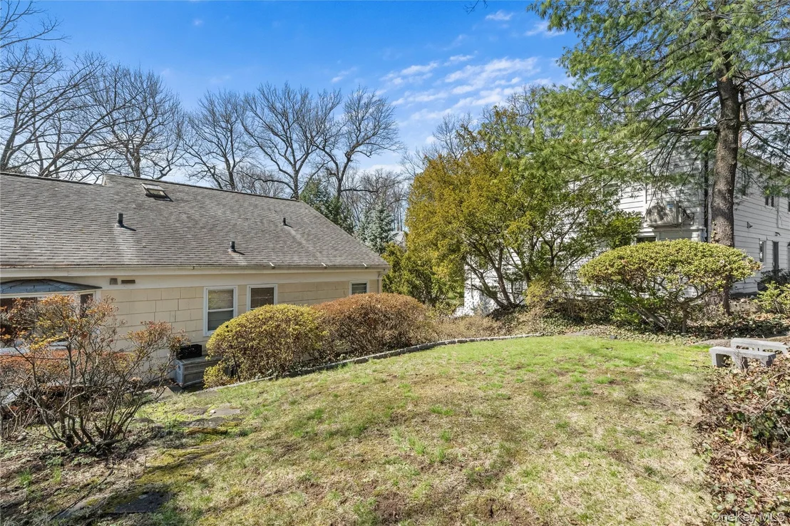 Photo of 18 Devon Road