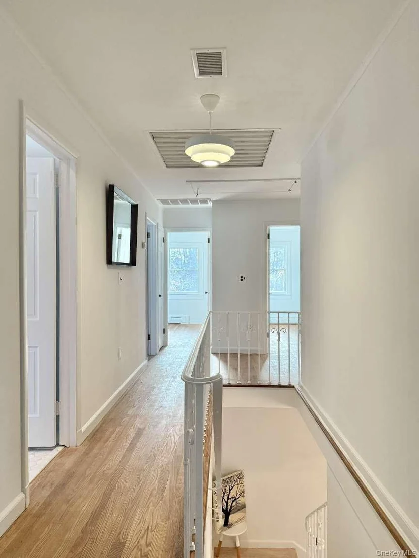 Photo of 35 Mott Lane