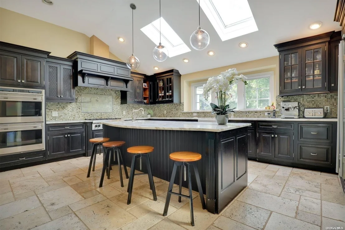 Photo of 155 Split Rock Road