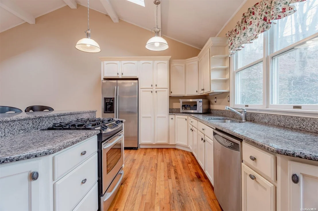 Photo of 52 Waterside Road
