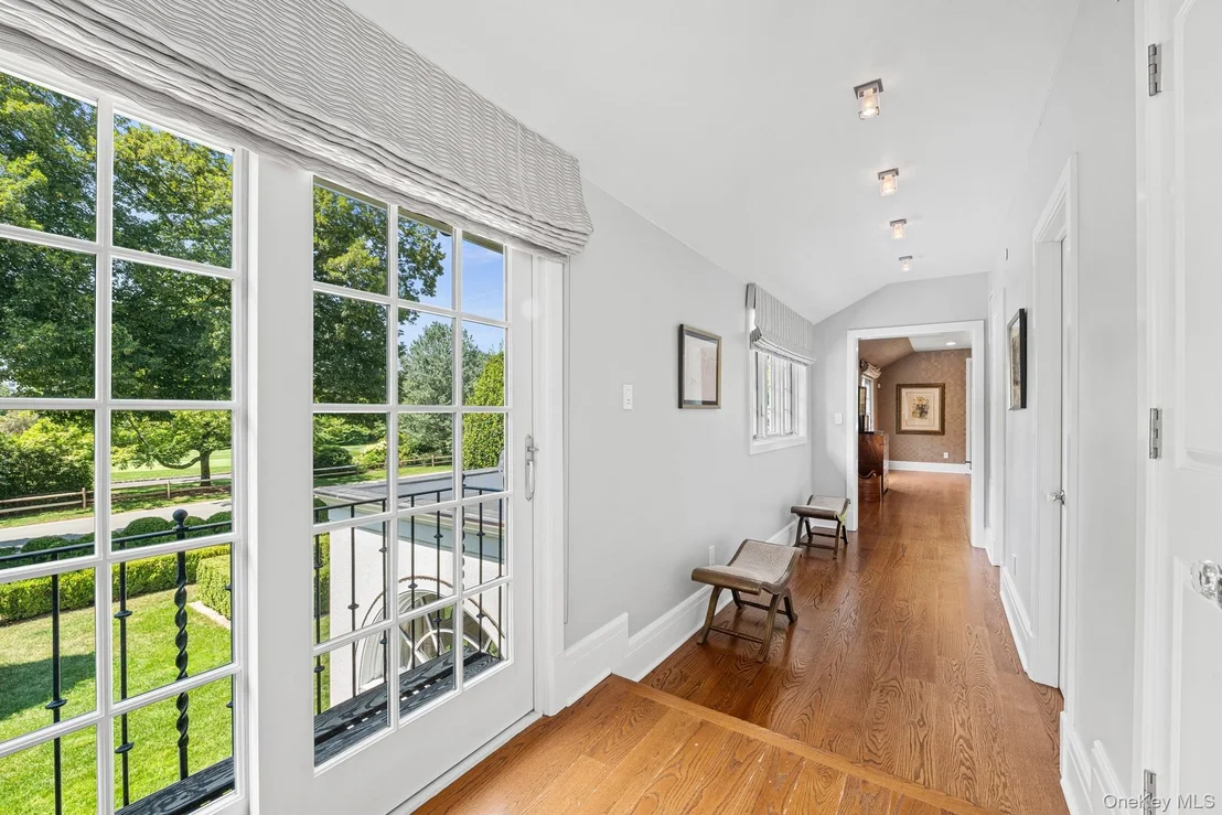 Photo of 73 Park Drive S