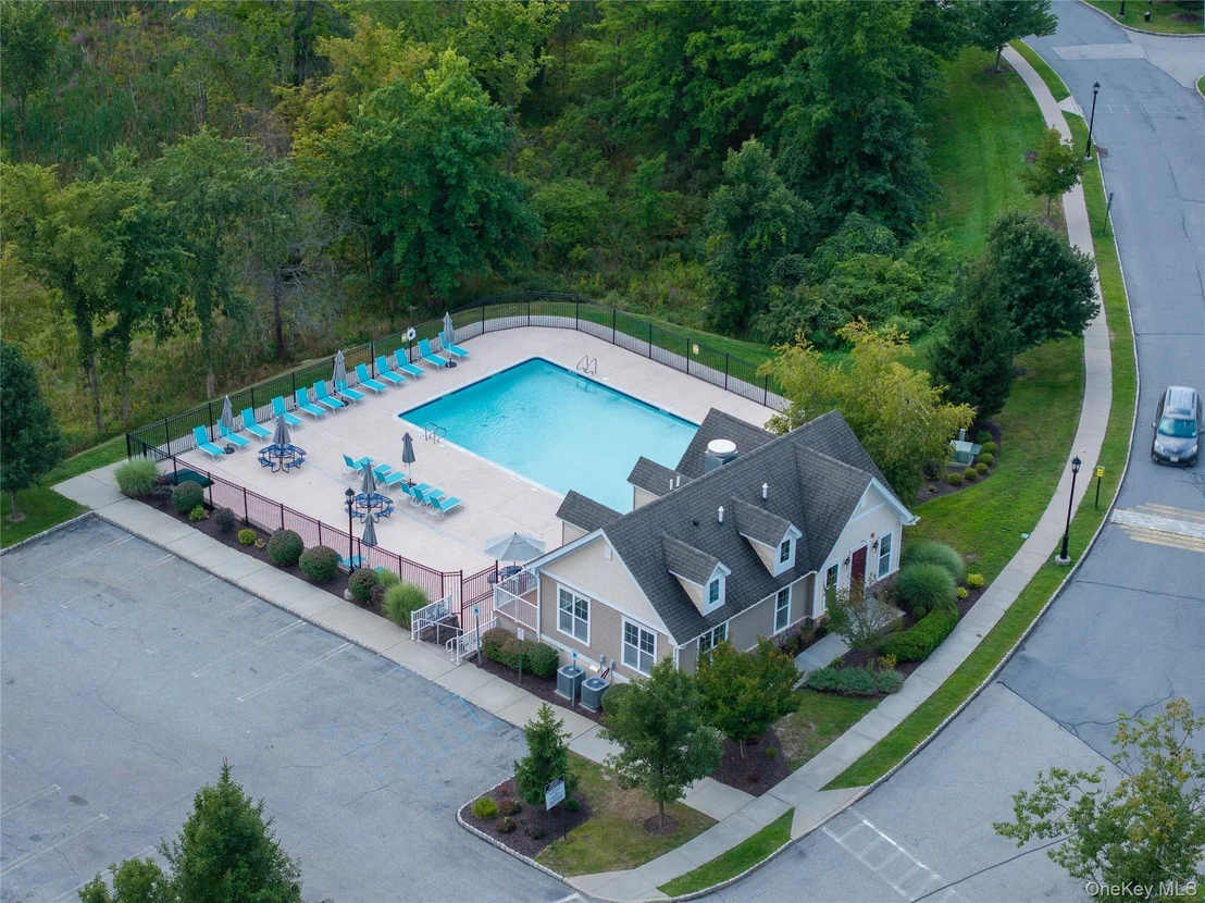 Photo of 34 Field Stone Drive