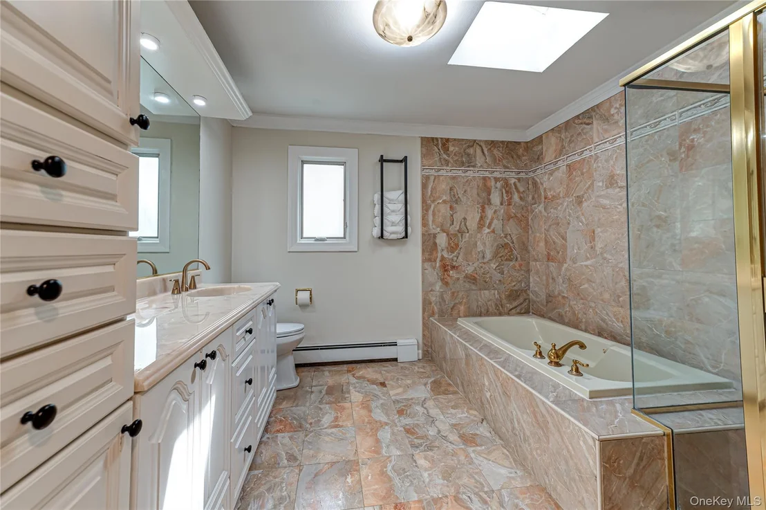 Photo of 11 Arrowood Drive